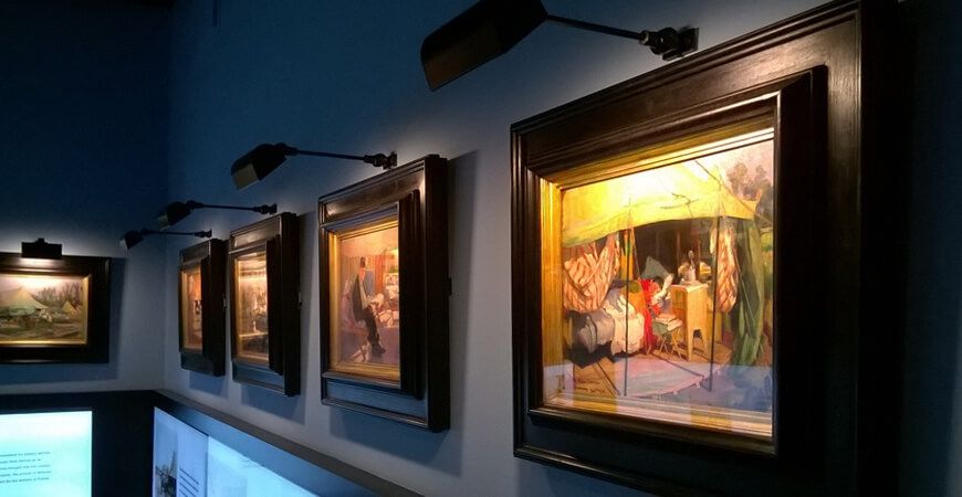 Подсветка для картин: освещаем предметы искусства