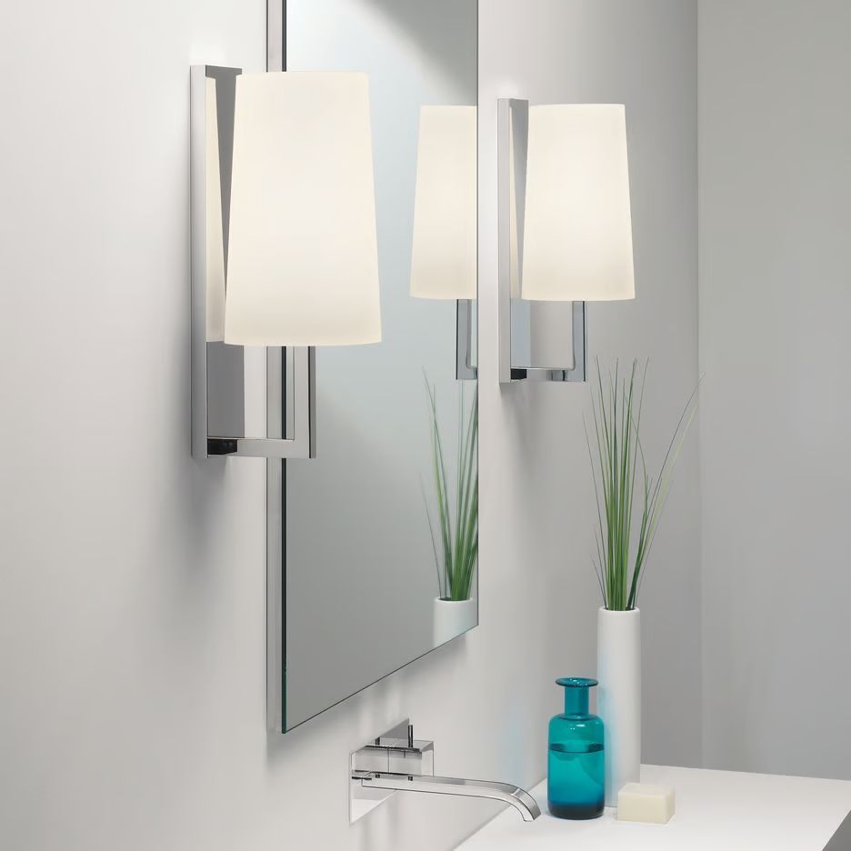 1214001+5018007 RIVA Polished Chrome/Opal White// настенный E27 LED 1х12  х   