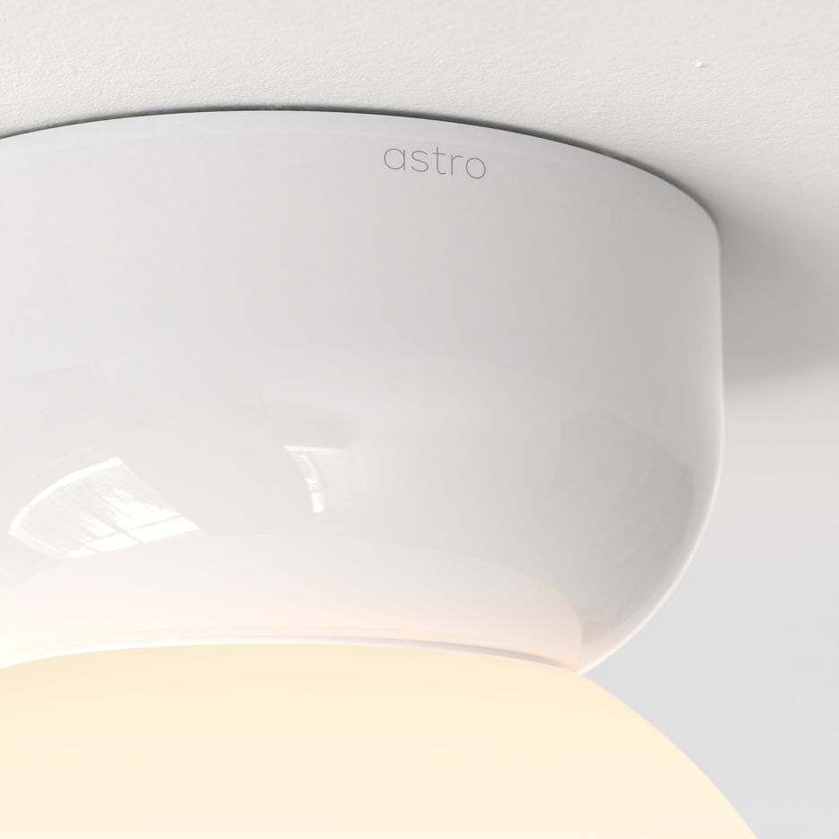 1472004 LYRA Ceiling 180 Gloss Glaze White/white// потолочный E27 1х20  х   