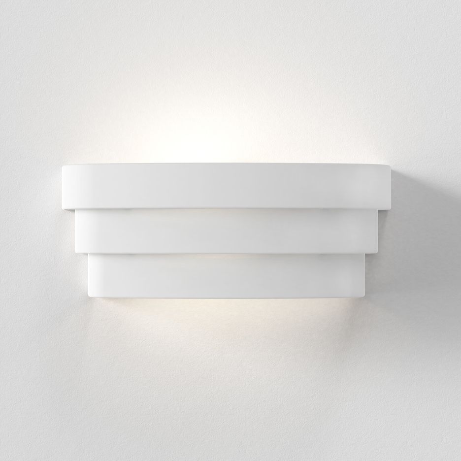 1431001 AMAS 320 matt white/matt white// настенный E27 1х12LED  х   