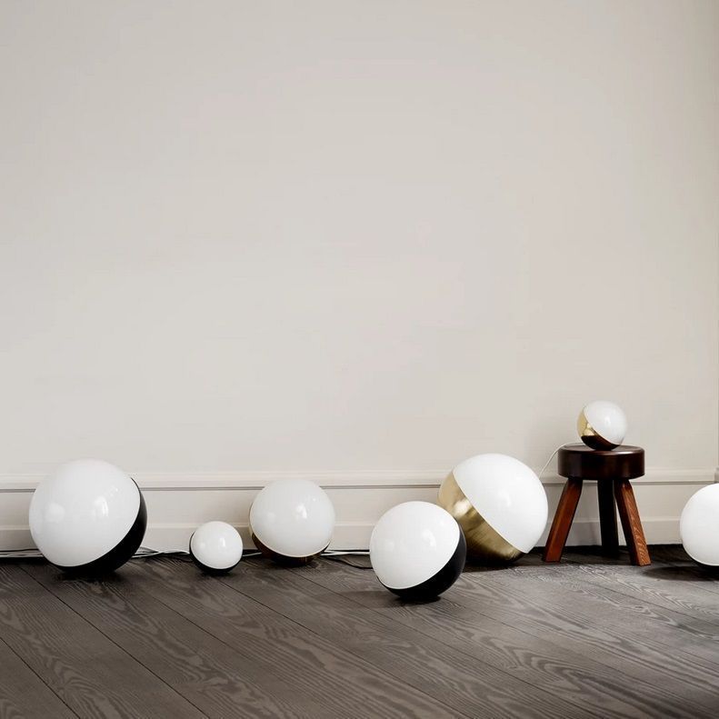 5744169383 VL Studio Table BRASS/WHITE//  E27 1х11  х   
