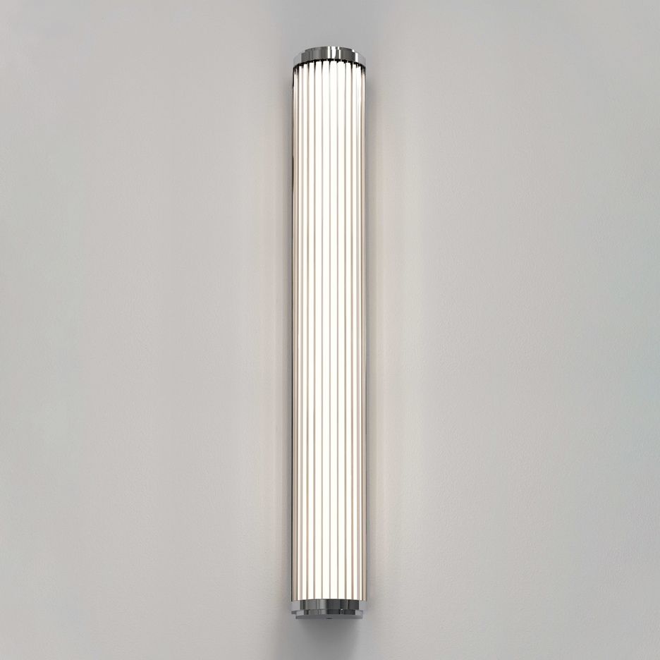 1380084 VERSAILLES 600 Polished Chrome/Clear// настенный LED 1х18.4  х   