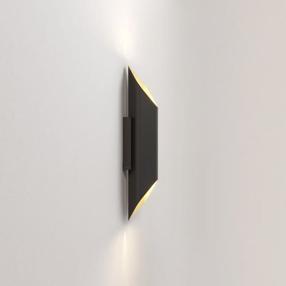 1481014 AKO 420 Phase Matt Black / Gold///матовый настенный LED 1х15.9  х   
