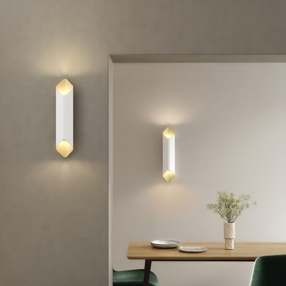 1481018 AKO 600 Phase Matt White / Gold///матовый настенный LED 1х15.9  х   