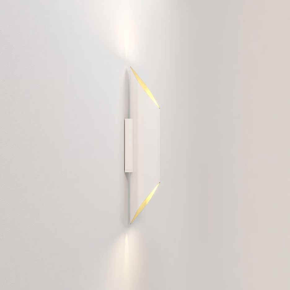 1481015 AKO 420 Phase Matt White / Gold///матовый настенный LED 1х15.9  х   