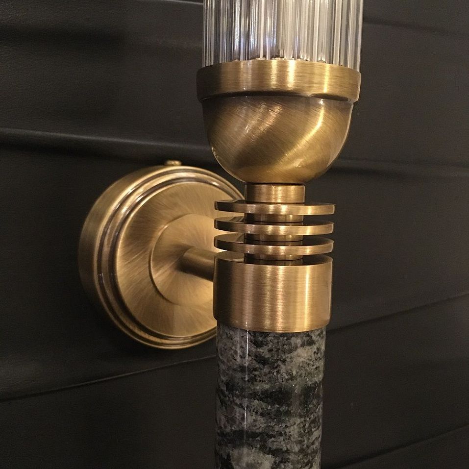 IZA-K-1(P/5)T IZANO brass patina/green grey granit/clear// настенный E14 1х40  х   