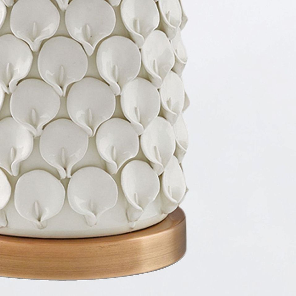 QNC-CALLA-LILY-TL-WH  Cream / Antique Brass/Beige// настольный E27 1х100  х   
