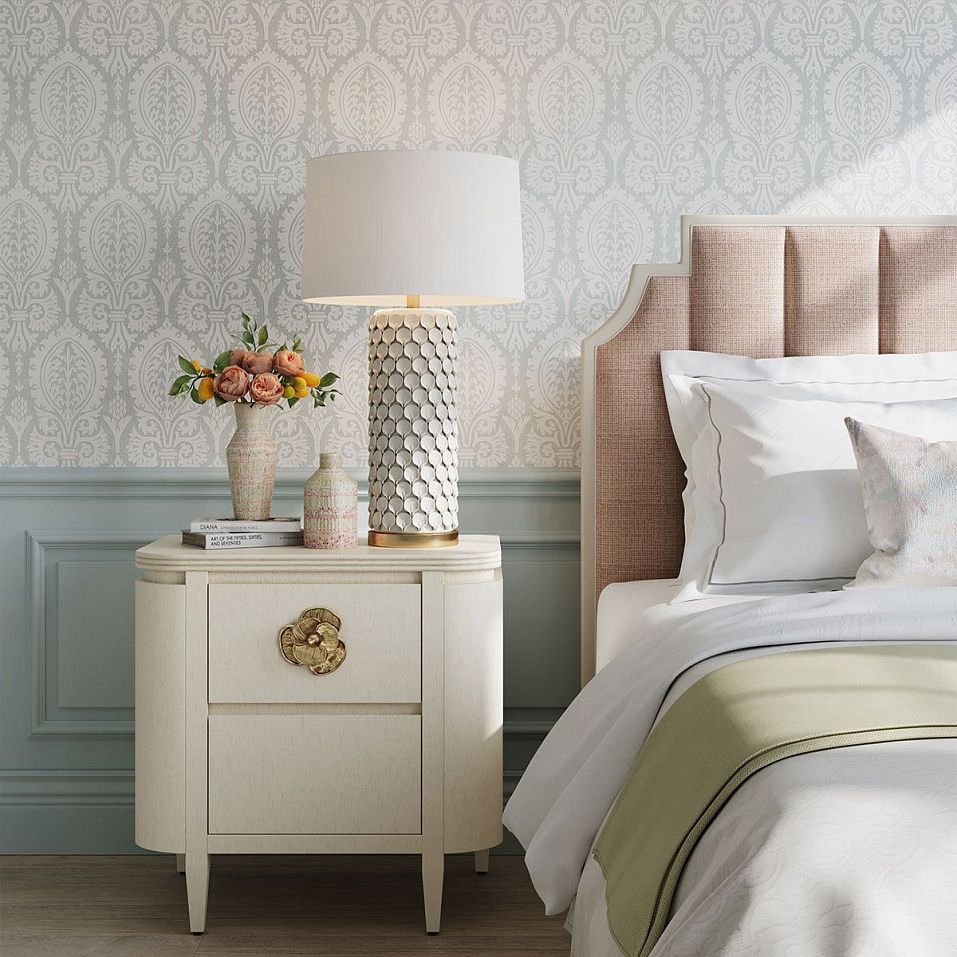 QNC-CALLA-LILY-TL-WH  Cream / Antique Brass/Beige// настольный E27 1х100  х   