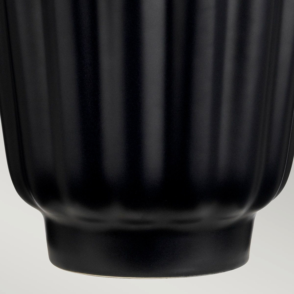 QN-BEXLEY-TL-BKBB BEXLEY Black & Brushed Brass/Black with gold laminate inner// настольный E27 1х60    