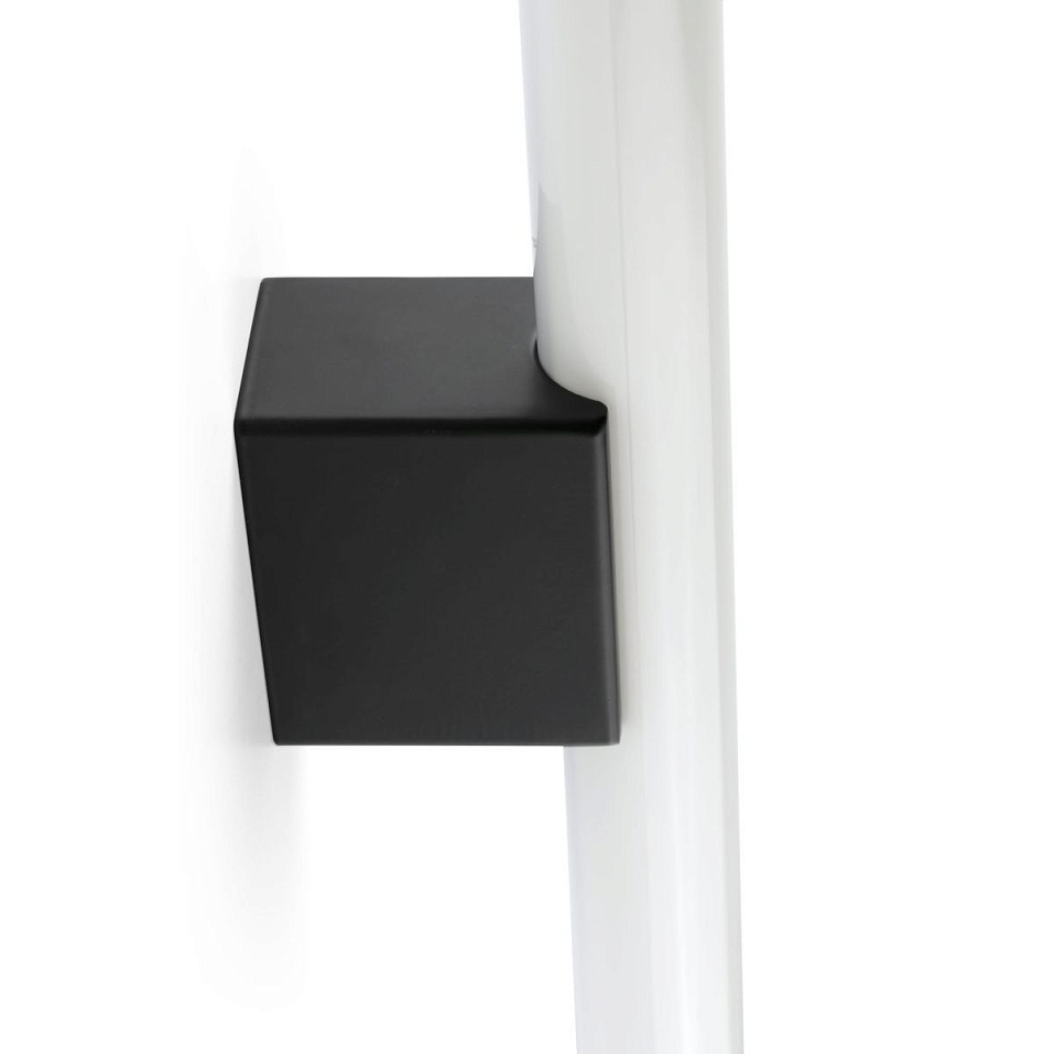 63553 CALMA black/opal white// настенный LED 1х7  х   