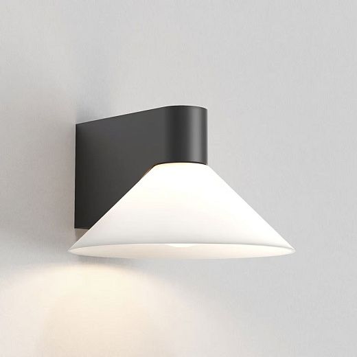 1451002  CONIC Matt Black/White//матовый настенный G9 LED 1х3.5  х  1451002 