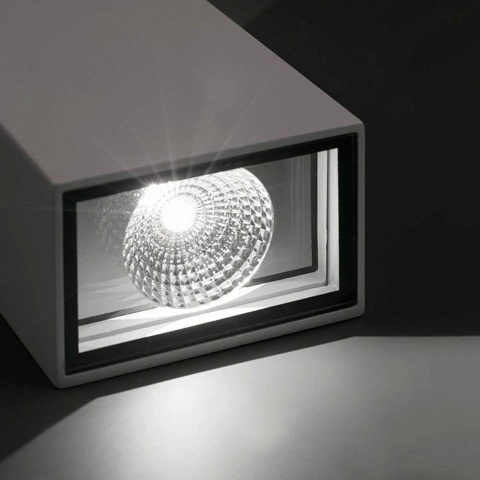 70813 LING Matt White///Transparent настенный LED 2х3  х   
