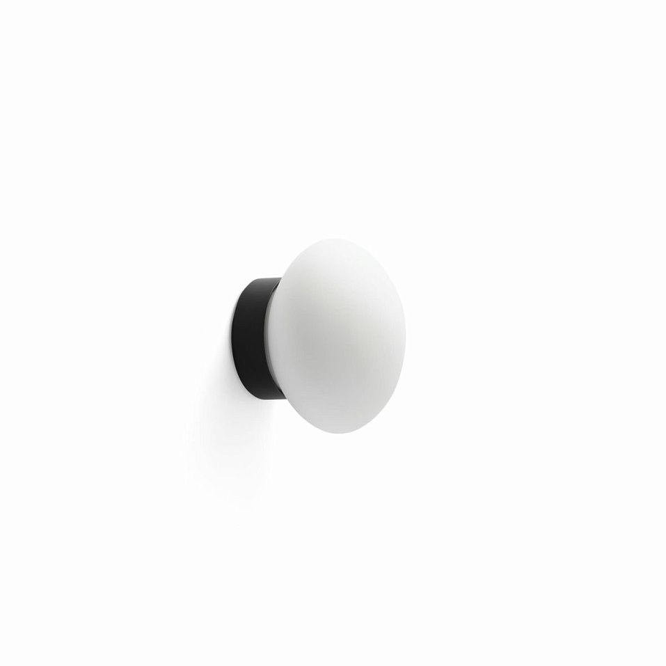 60007 NUBO matt black/opal// настенный LED 1х7.8  х   