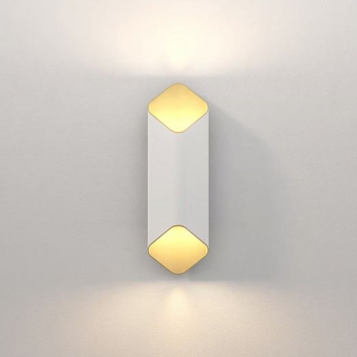 1481015 AKO 420 Phase Matt White / Gold///матовый настенный LED 1х15.9  х  1481015
