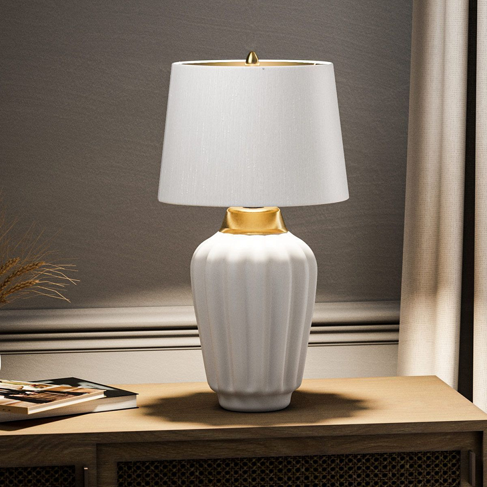QN-BEXLEY-TL-WBB BEXLEY White & Brushed Brass /Light Ivory with gold laminate inner// настольный E27   