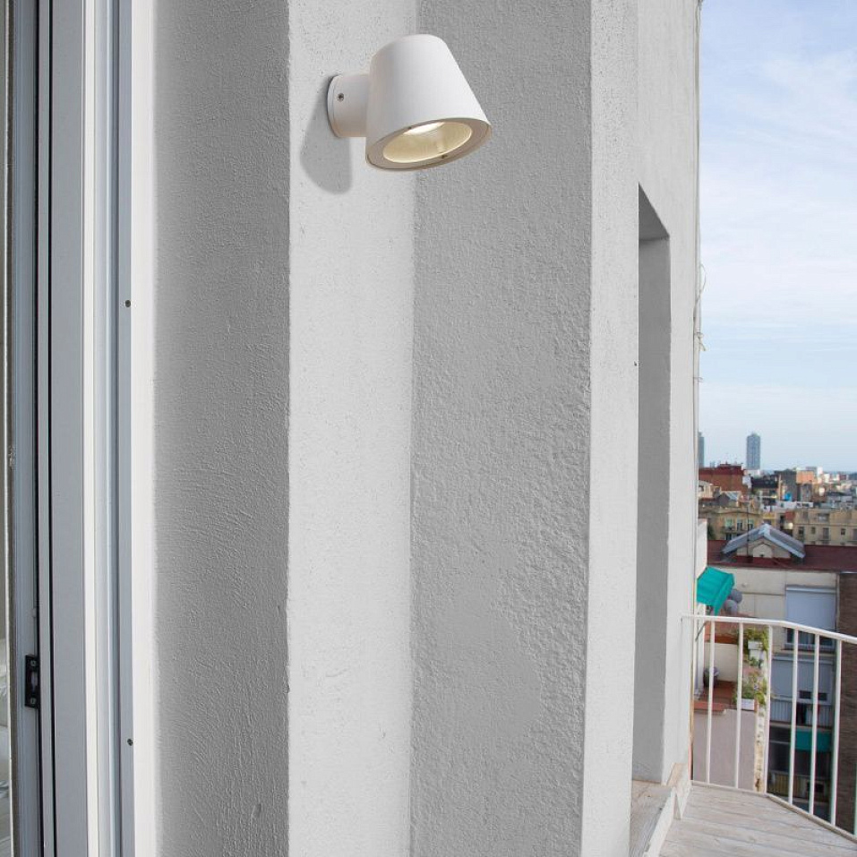 71366 GINA Matt White///Transparent настенный GU10LED 1х8  х   