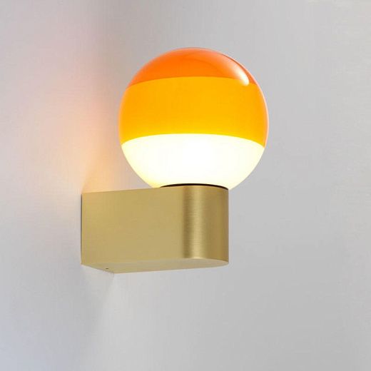 A691-206 DIPPING LIGHT  BRUSHED BRASS/AMBER// настенный LED 1х9  х  A691-206