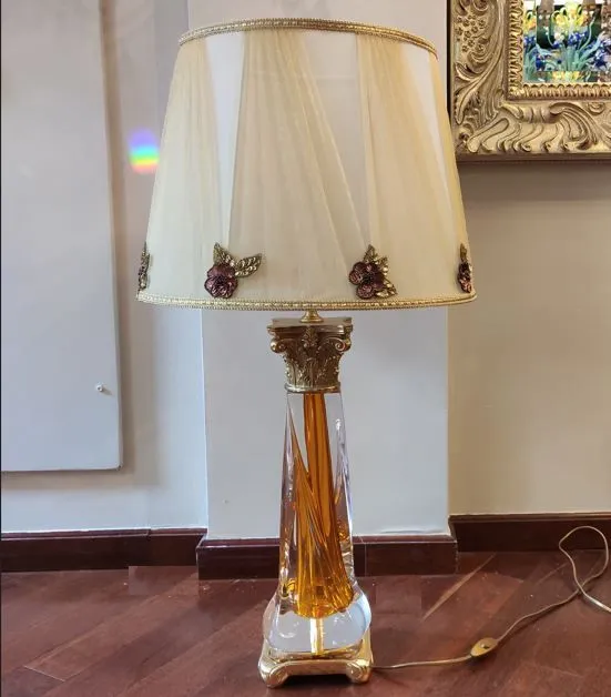 L 1396 OTLUVI  полированная латунь/золотистый// настольный E27 1х60  х   