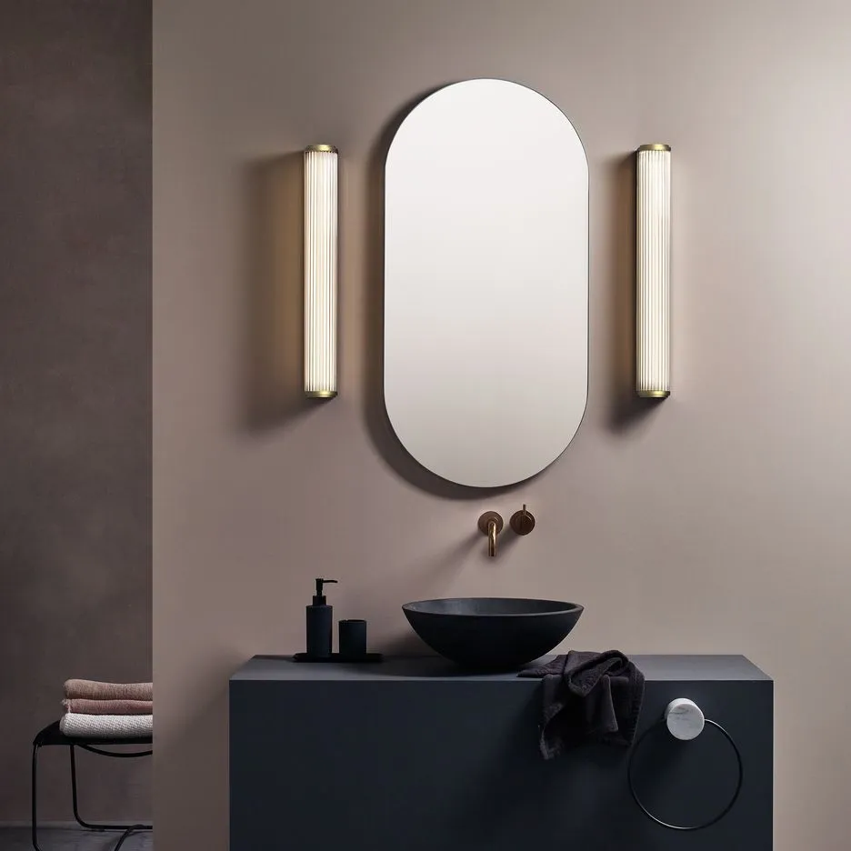 1380083 VERSAILLES 600 Matt gold/Clear// настенный LED 1х18.4  х   