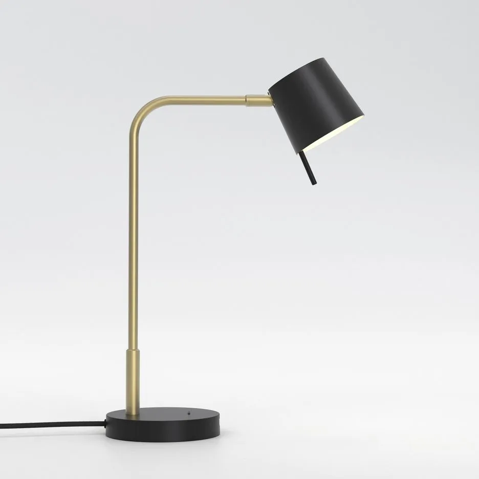 1444008+5018052  MIURA  Desk USB Matt Gold/Matt Black// настольный LED 1х7.5  х   